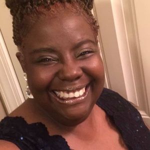 Meet your Posher, Lynette